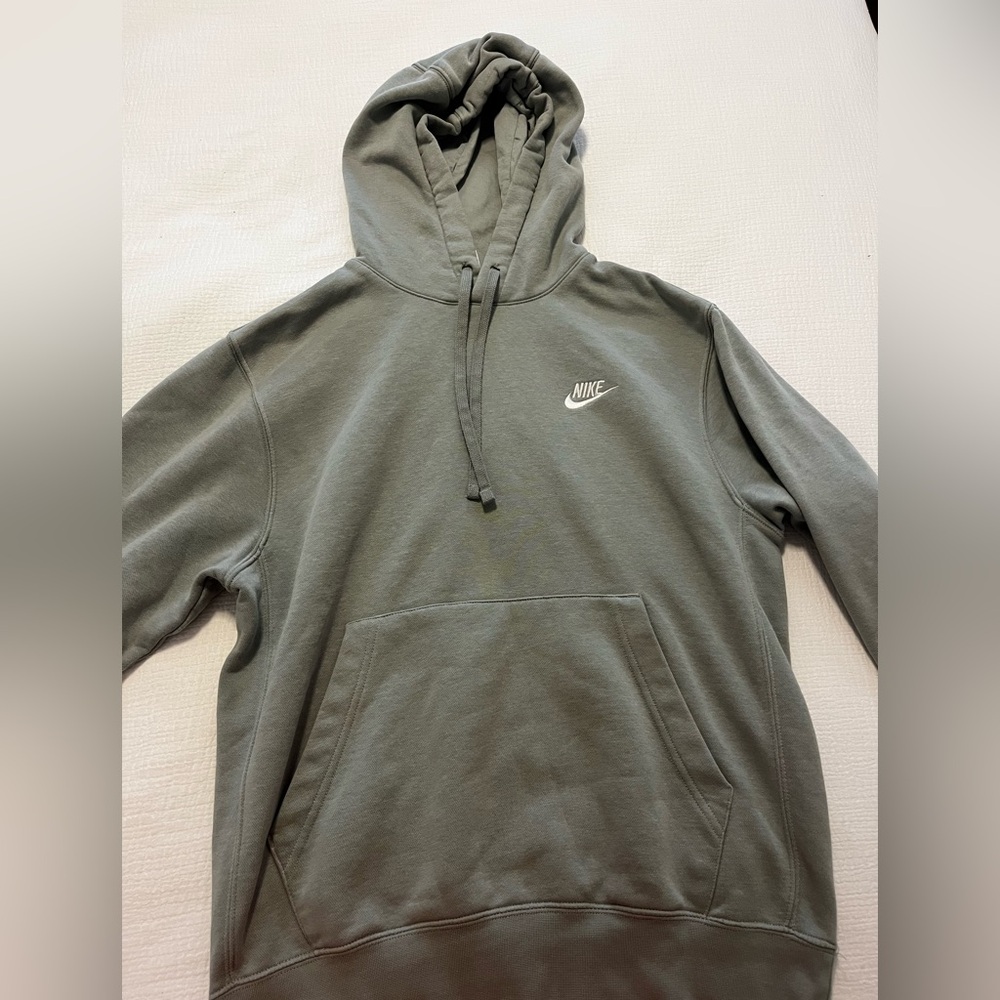 Nike Men's Seafoam/Green Hoodie